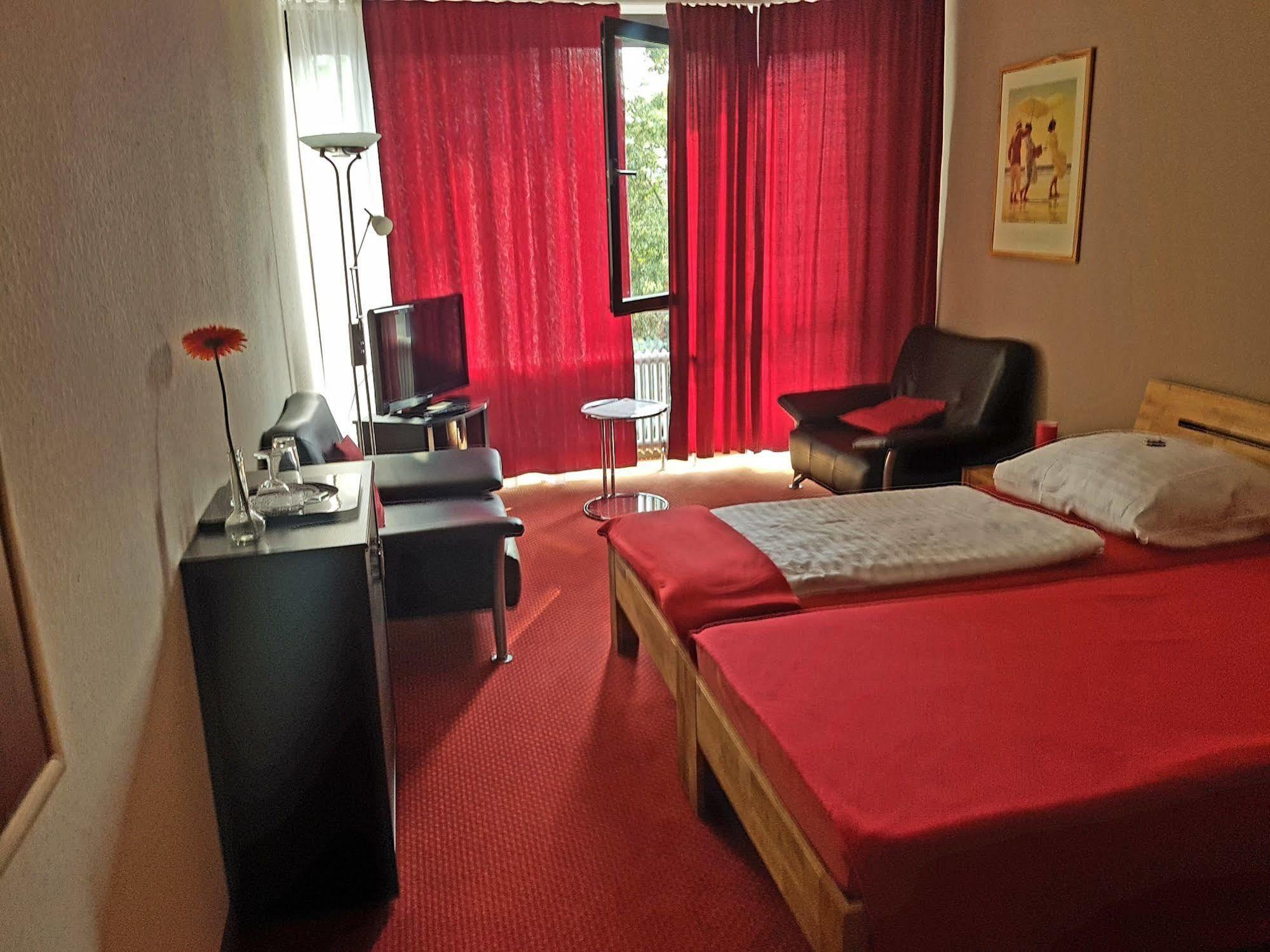 Hotel garni Marktterrassen Hennef  Exteriör bild