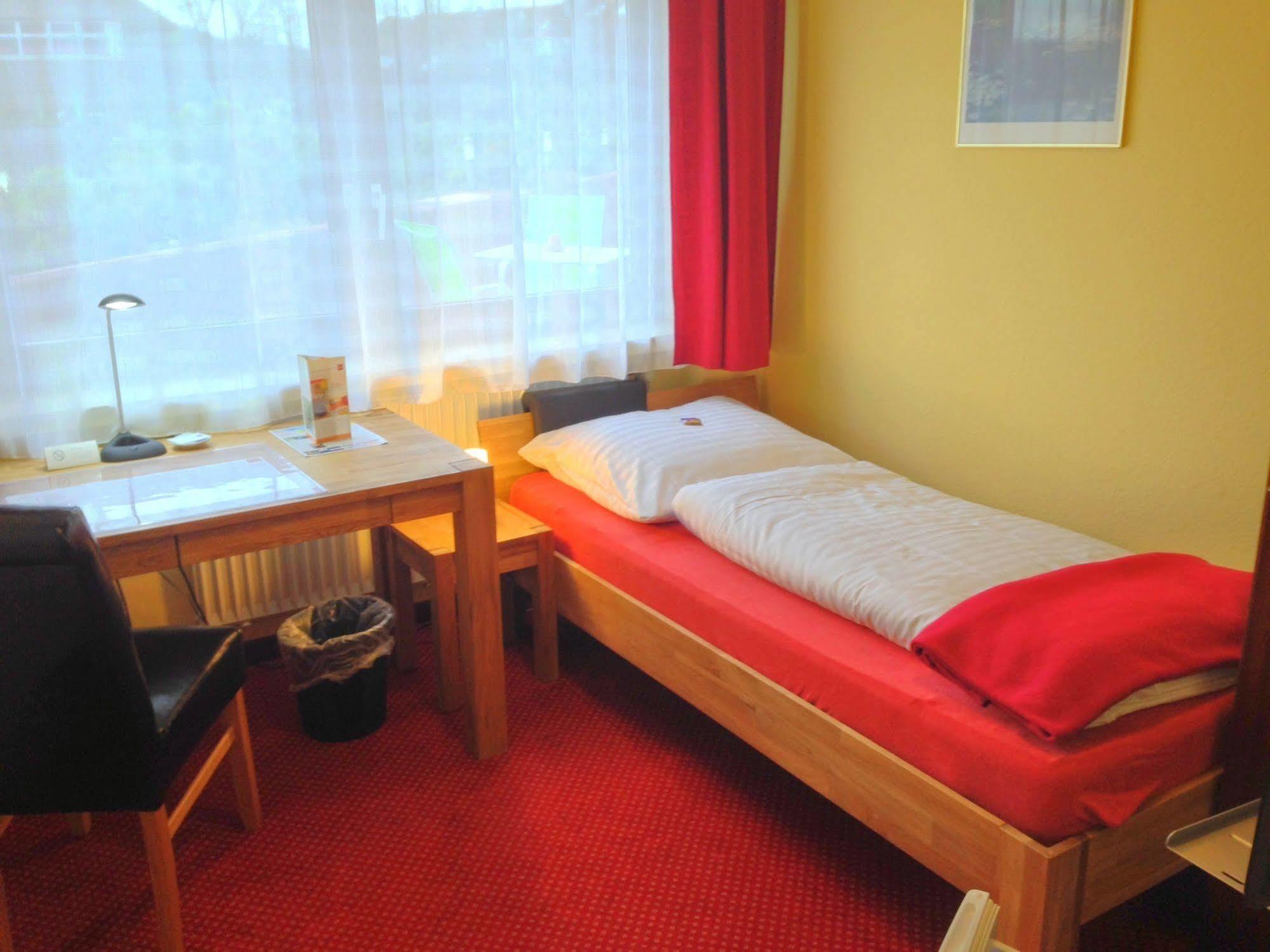 Hotel garni Marktterrassen Hennef  Exteriör bild